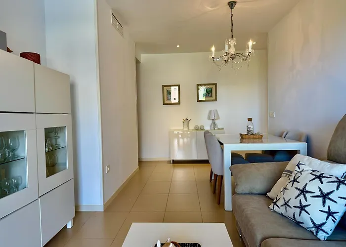 Lucerna I, Primero 4 Lejlighed Campoamor